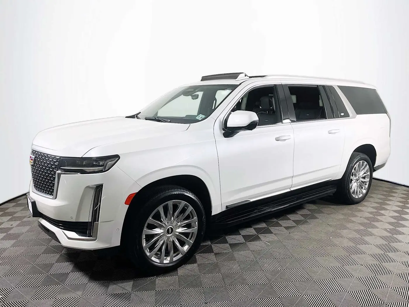 2024 Cadillac Escalade - $79,995