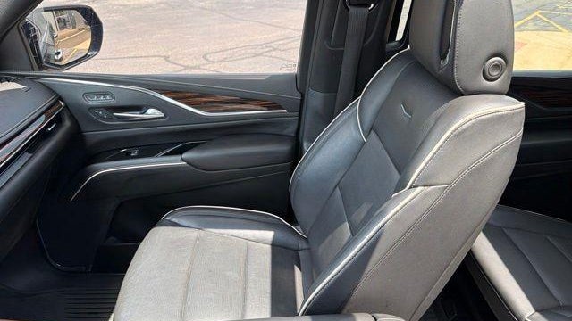 2021 Cadillac Escalade ESV Premium Luxury
