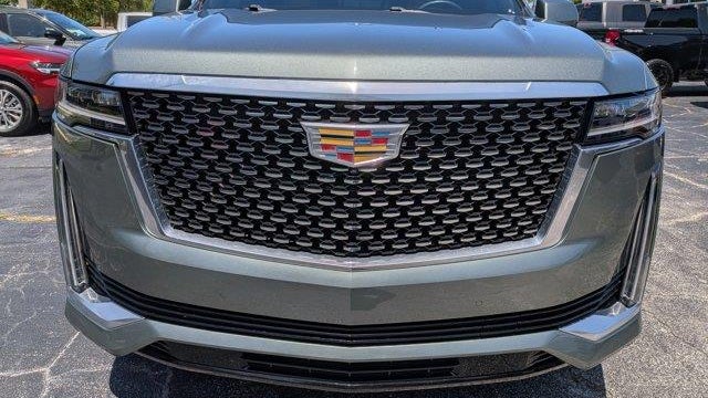 2024 Cadillac Escalade ESV Premium Luxury
