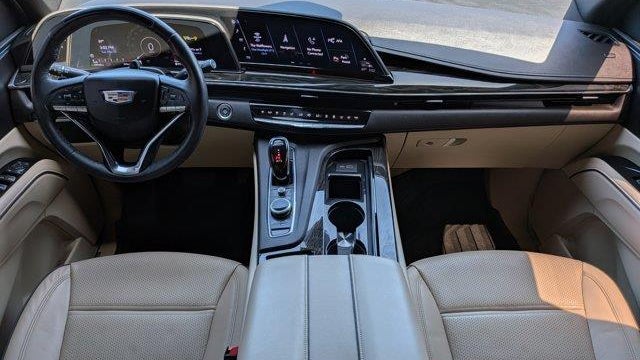 2024 Cadillac Escalade ESV Premium Luxury