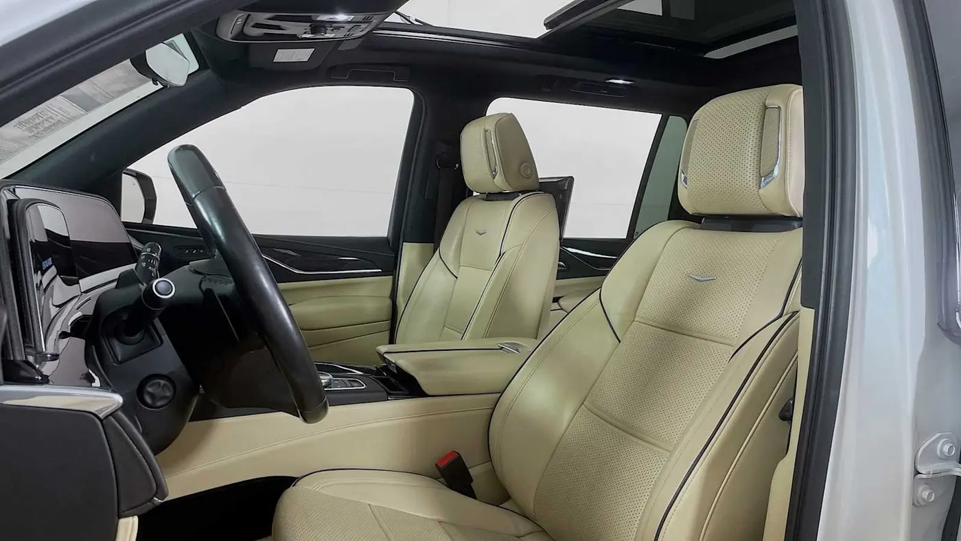 2022 Cadillac Escalade ESV Premium Luxury