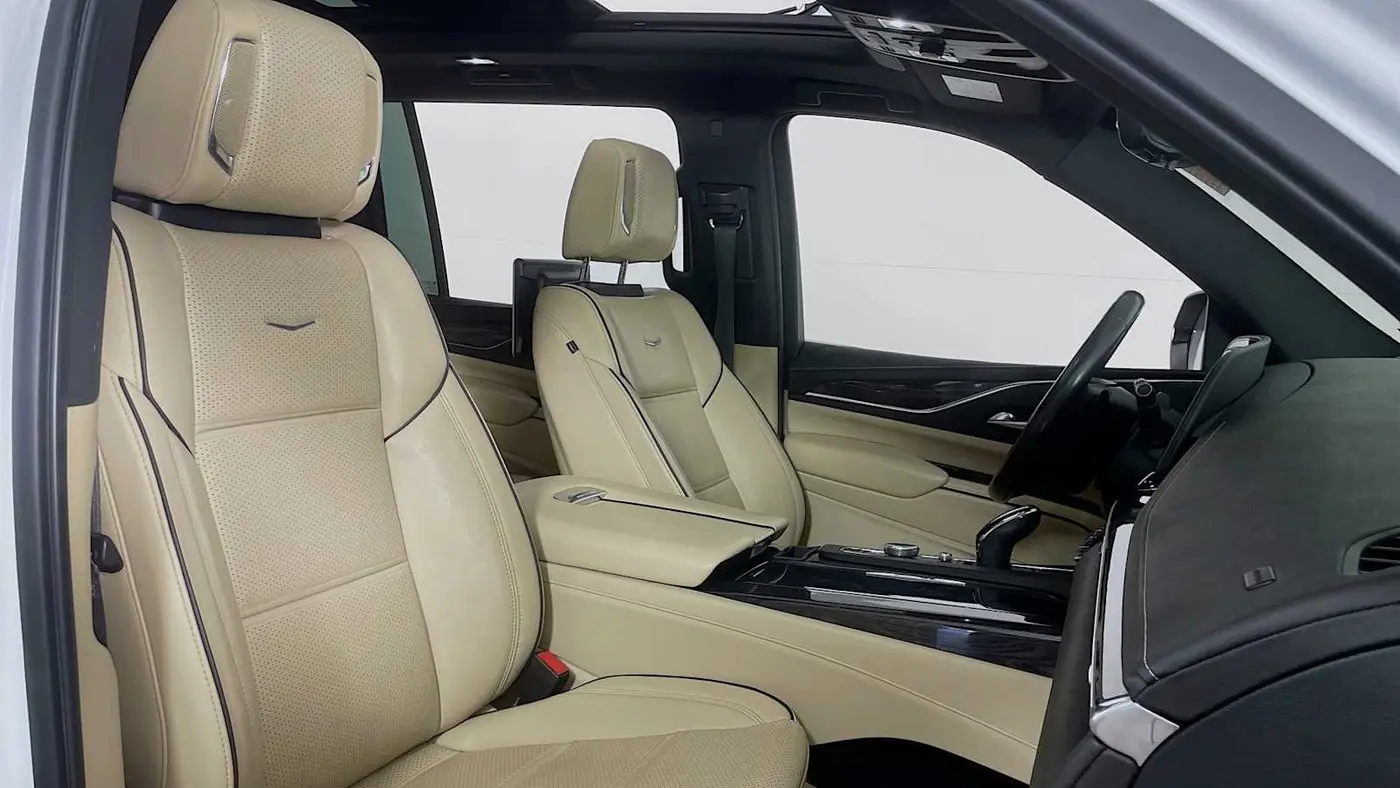 2022 Cadillac Escalade ESV Premium Luxury
