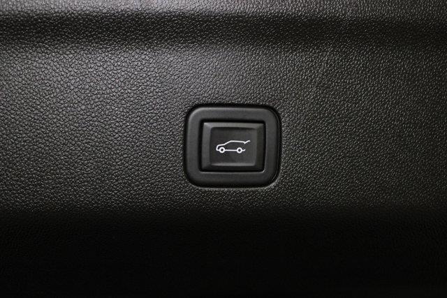2023 Cadillac Escalade - $63,962