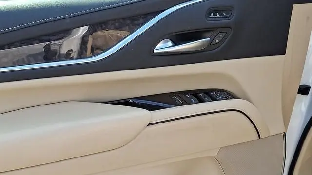 2021 Cadillac Escalade ESV Premium Luxury