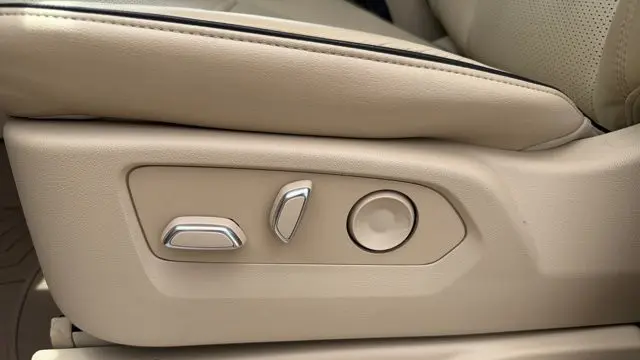 2022 Cadillac Escalade ESV Premium Luxury