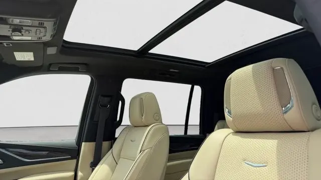 2022 Cadillac Escalade ESV Premium Luxury