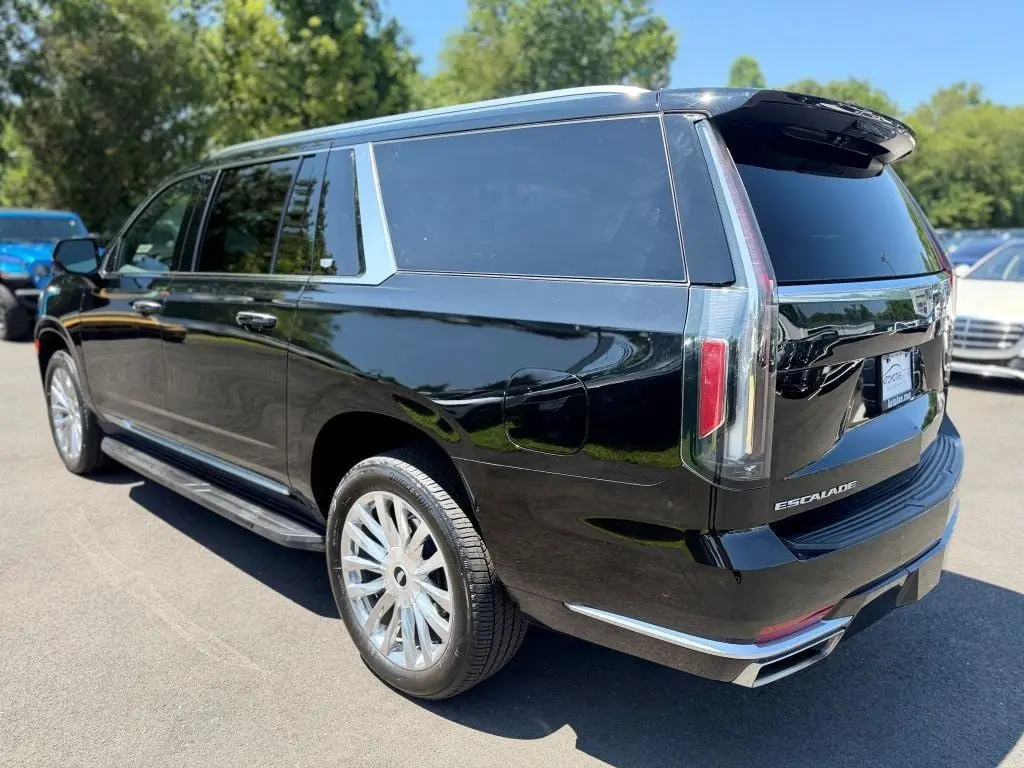 2024 Cadillac Escalade - $72,995