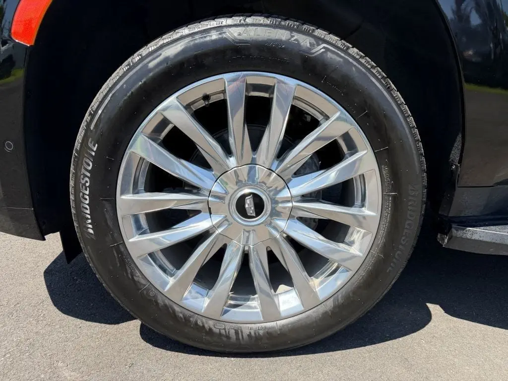 2024 Cadillac Escalade - $72,995