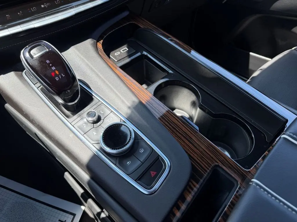 2024 Cadillac Escalade - $72,995