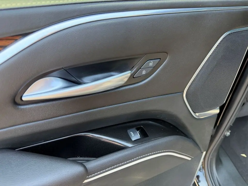 2024 Cadillac Escalade - $72,995