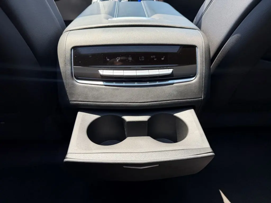 2024 Cadillac Escalade - $72,995