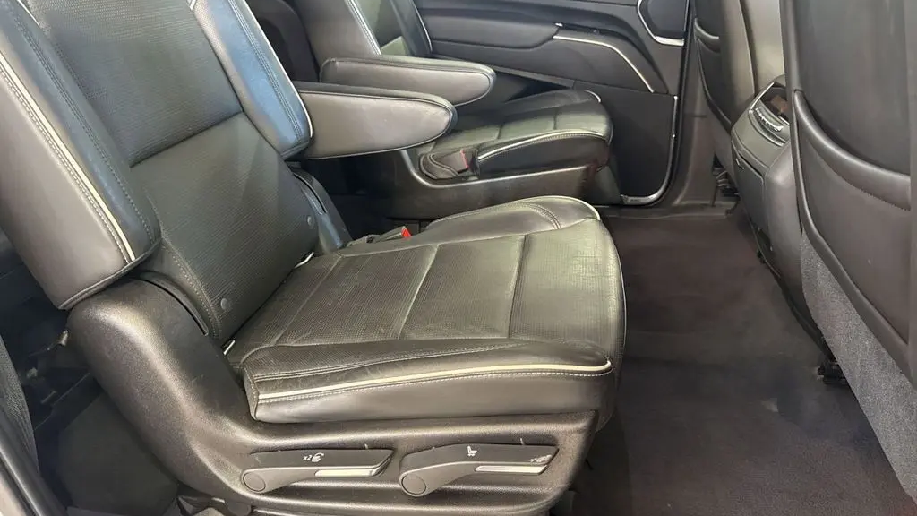 2021 Cadillac Escalade ESV Premium Luxury