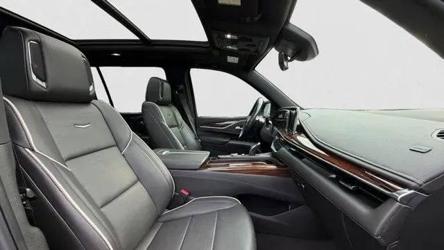 2022 Cadillac Escalade ESV Premium Luxury