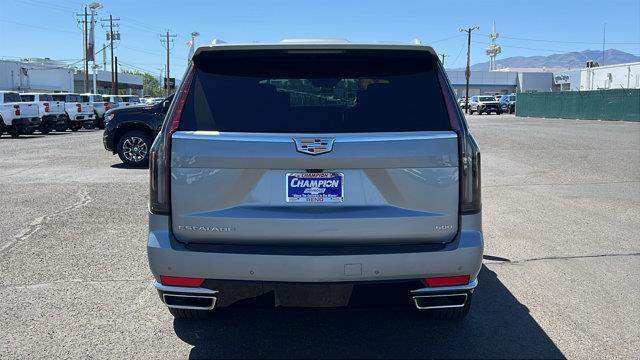 2024 Cadillac Escalade ESV Premium Luxury