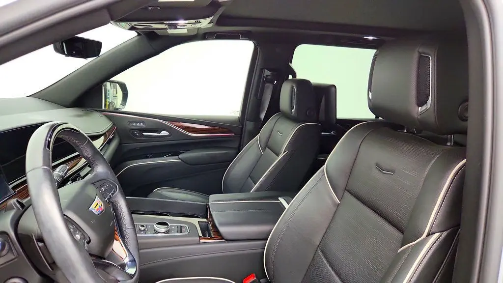 2024 Cadillac Escalade - $68,995