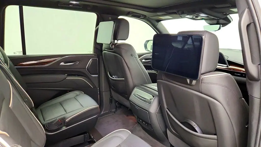 2024 Cadillac Escalade - $68,995
