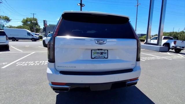 2024 Cadillac Escalade ESV Premium Luxury