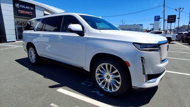 2024 Cadillac Escalade ESV Premium Luxury