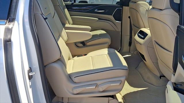 2024 Cadillac Escalade ESV Premium Luxury