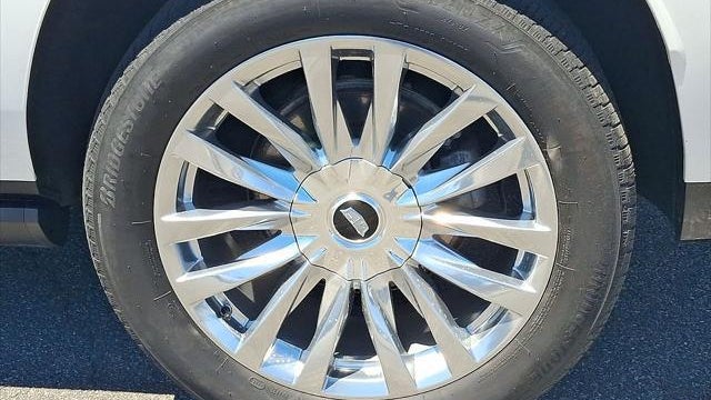2024 Cadillac Escalade ESV Premium Luxury