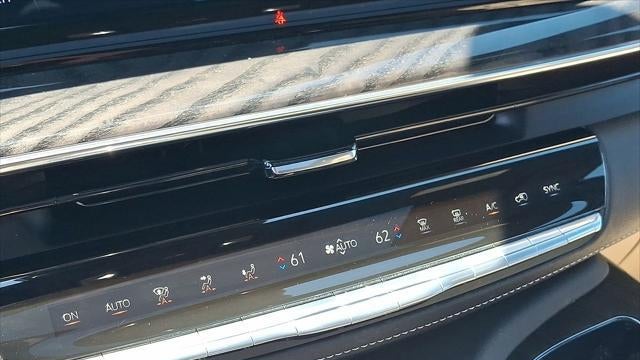 2024 Cadillac Escalade ESV Premium Luxury