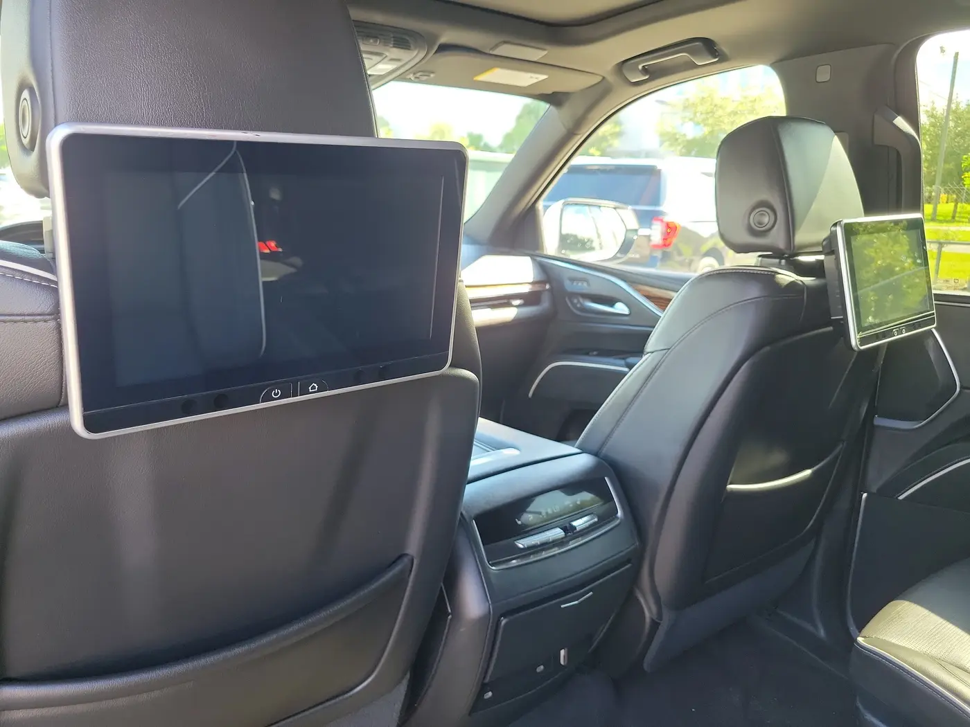 2023 Cadillac Escalade - $52,880
