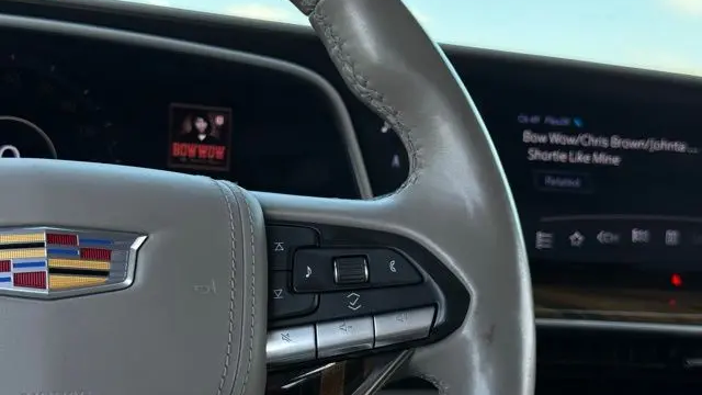 2023 Cadillac Escalade ESV Premium Luxury Platinum