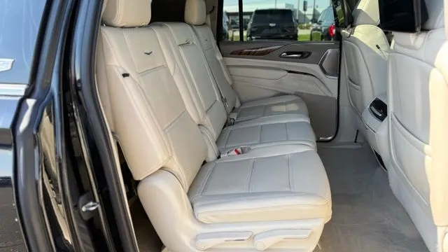 2023 Cadillac Escalade ESV Premium Luxury Platinum