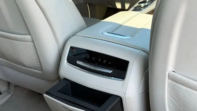 2023 Cadillac Escalade ESV Premium Luxury Platinum