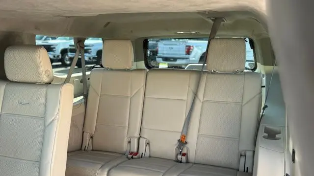 2023 Cadillac Escalade ESV Premium Luxury Platinum