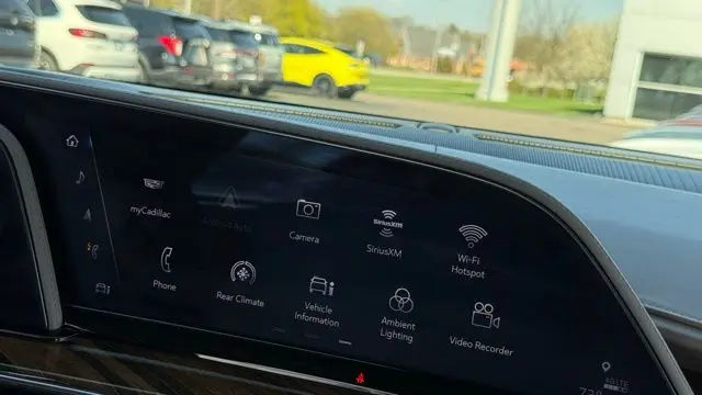 2023 Cadillac Escalade ESV Premium Luxury Platinum