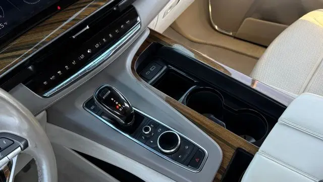 2023 Cadillac Escalade ESV Premium Luxury Platinum