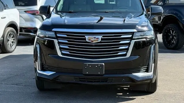 2023 Cadillac Escalade ESV Premium Luxury Platinum