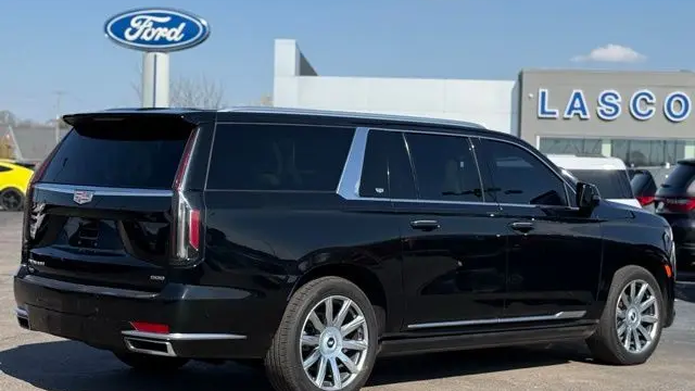 2023 Cadillac Escalade ESV Premium Luxury Platinum