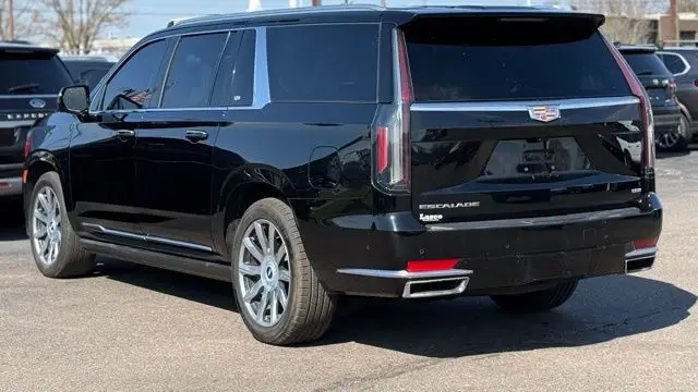 2023 Cadillac Escalade ESV Premium Luxury Platinum