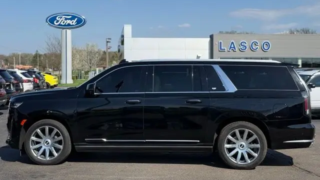 2023 Cadillac Escalade ESV Premium Luxury Platinum