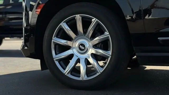 2023 Cadillac Escalade ESV Premium Luxury Platinum