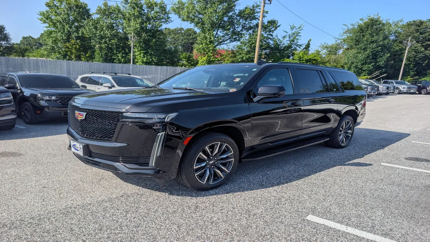 2022 Cadillac Escalade ESV Sport