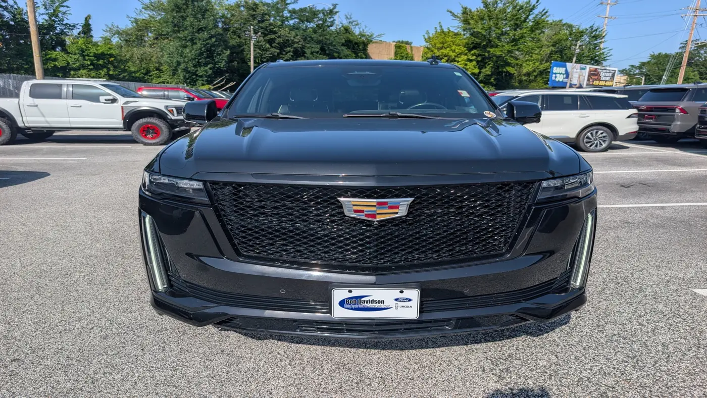 2022 Cadillac Escalade ESV Sport