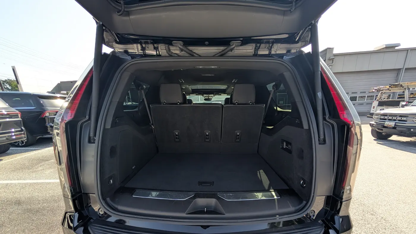 2022 Cadillac Escalade ESV Sport