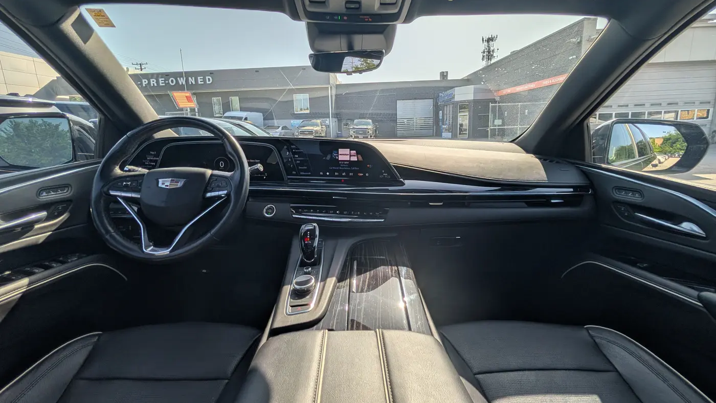 2022 Cadillac Escalade ESV Sport