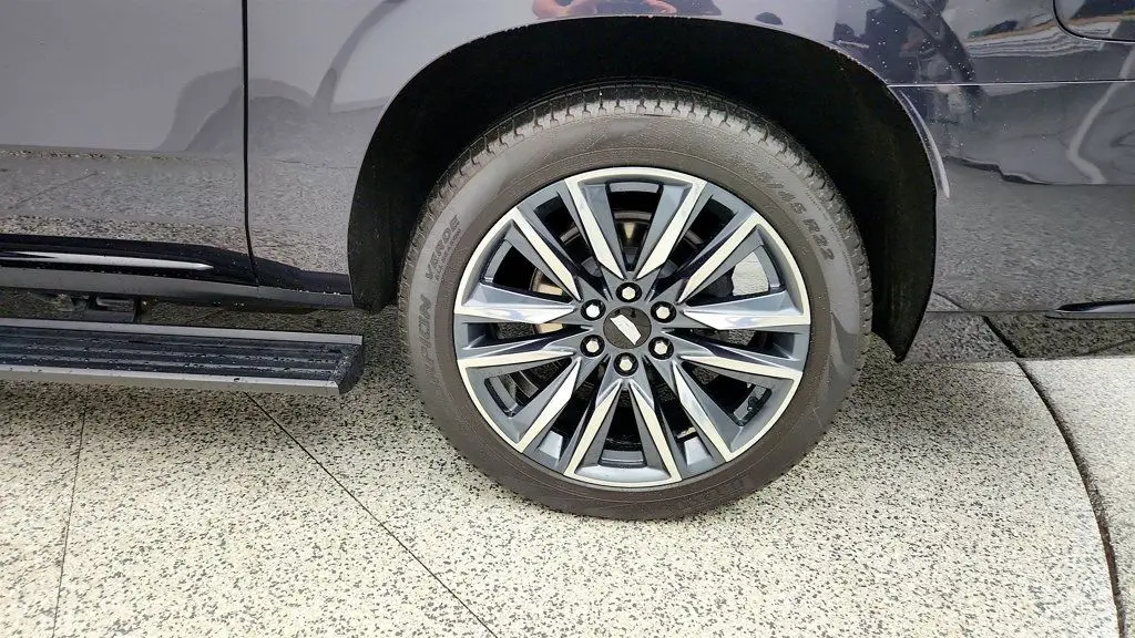2023 Cadillac Escalade ESV Sport