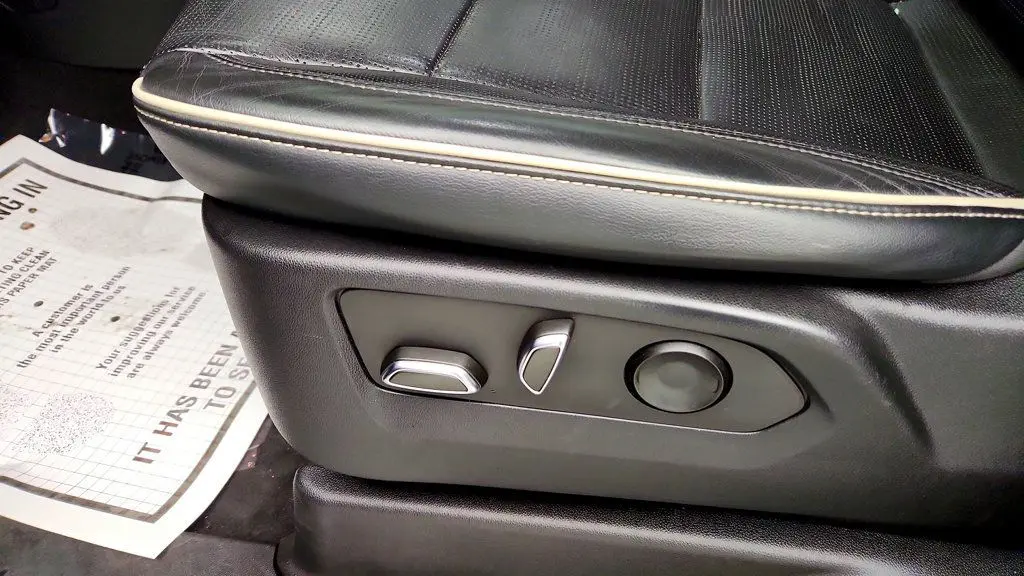 2023 Cadillac Escalade ESV Sport