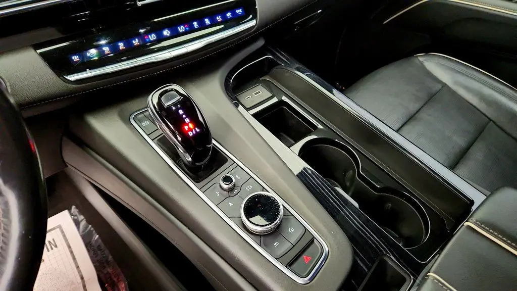 2023 Cadillac Escalade ESV Sport