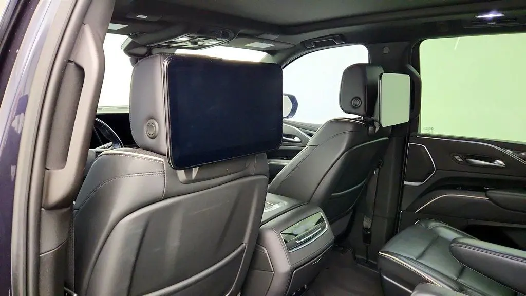 2023 Cadillac Escalade ESV Sport