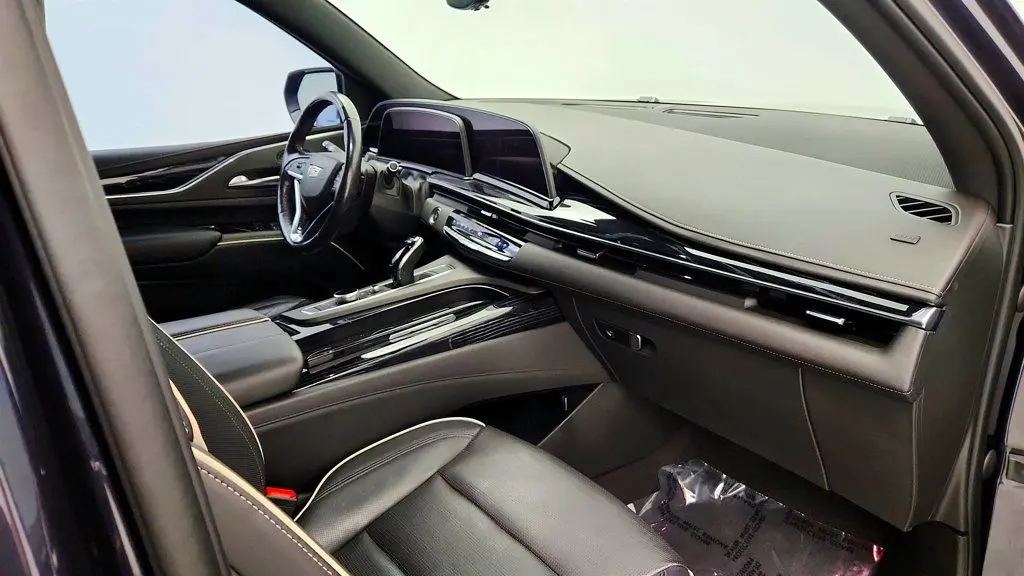 2023 Cadillac Escalade ESV Sport