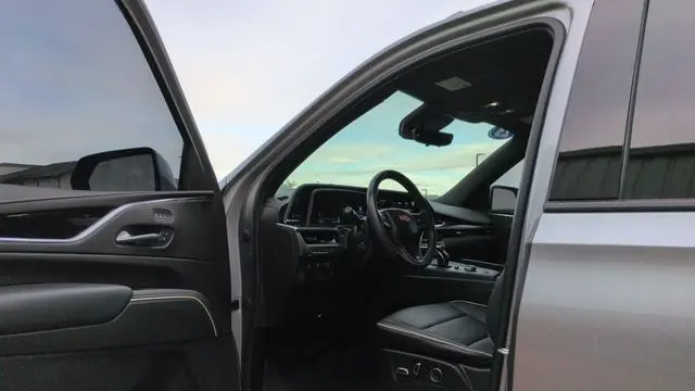 2023 Cadillac Escalade ESV Sport