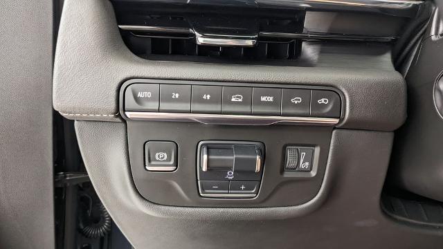 2024 Cadillac Escalade - $77,232