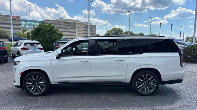 2023 Cadillac Escalade ESV Sport Platinum