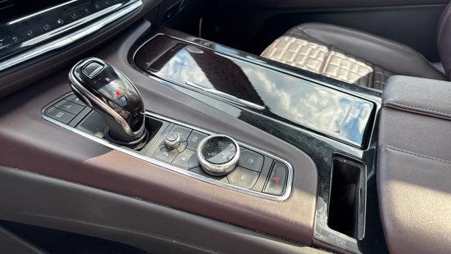 2023 Cadillac Escalade ESV Sport Platinum